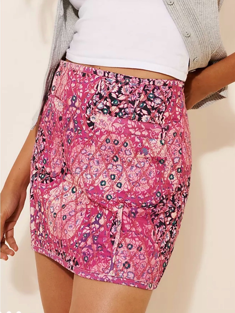 Free People NWT Darla Quilted Mini Skirt
Size 4
